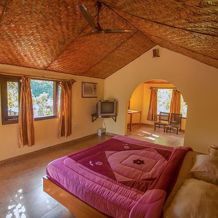 Bagheera Jungle Retreat Resort Рамнаґар Екстер'єр фото